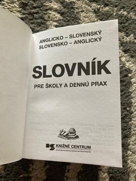 Anglicko slovenský slovník pre školy a dennú prax,