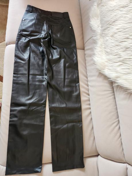 Dámske kozenkove nohavice xs, bershka,xs