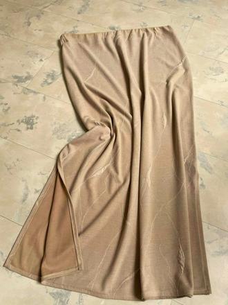 Perfektná sukňa, xl