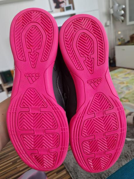 Halovky, adidas,37