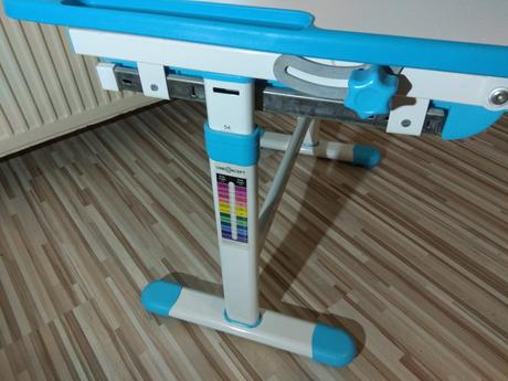 Rastúci stôl so stoličkou, 