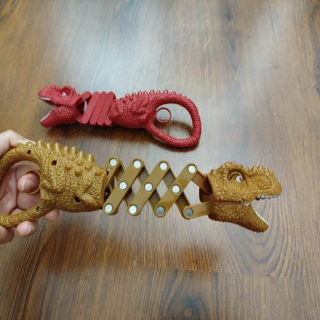 Teleskopické dinosauri 2ks,
