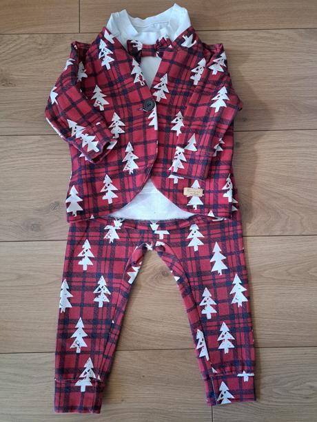 Vianočný komplet, 92