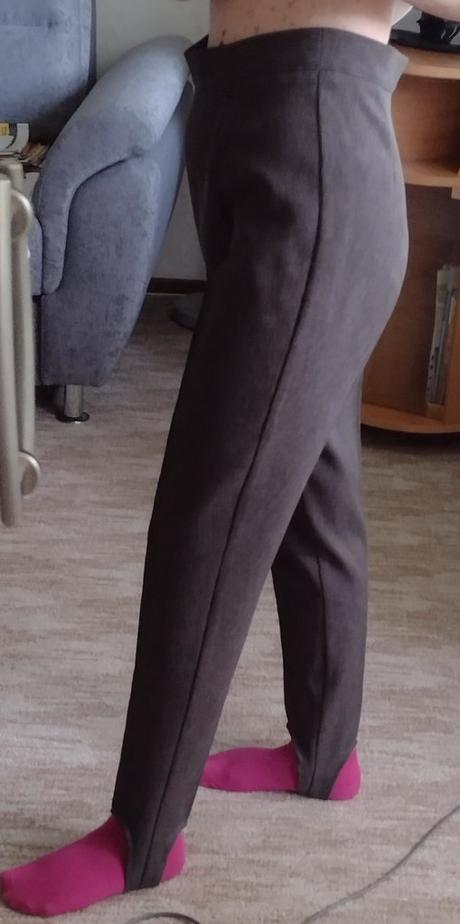 Tmavošedé kaliopky, 40