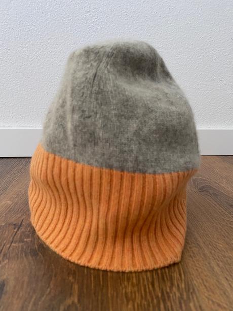 Krásna kašmírová čiapka, 