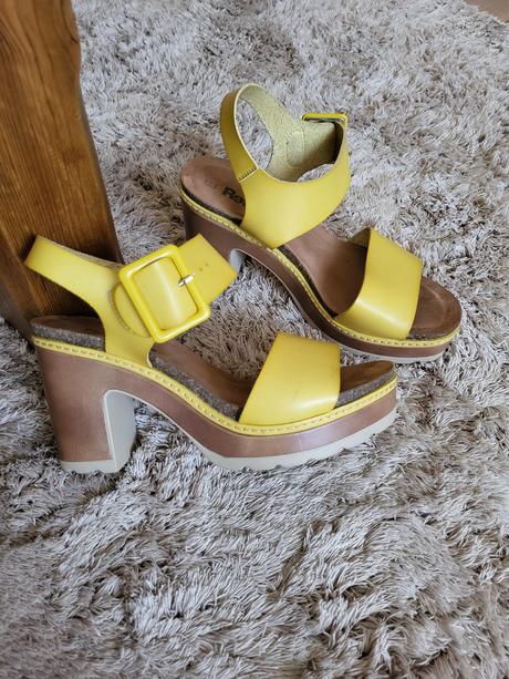 Kožené sandále, 39