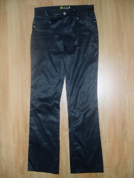 Lesklé nohavice v.s, s