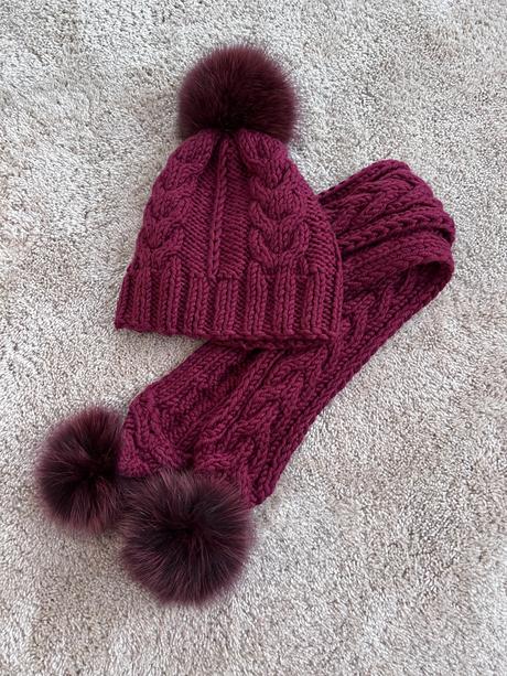 Set čiapka a šál s kožušinkou, 52