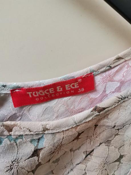 Šaty s vlečkou, 36