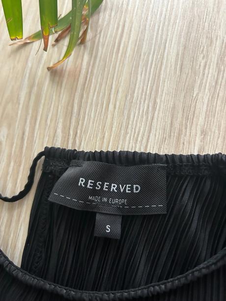 Nádherné plisované šaty značky reserved, reserved,s
