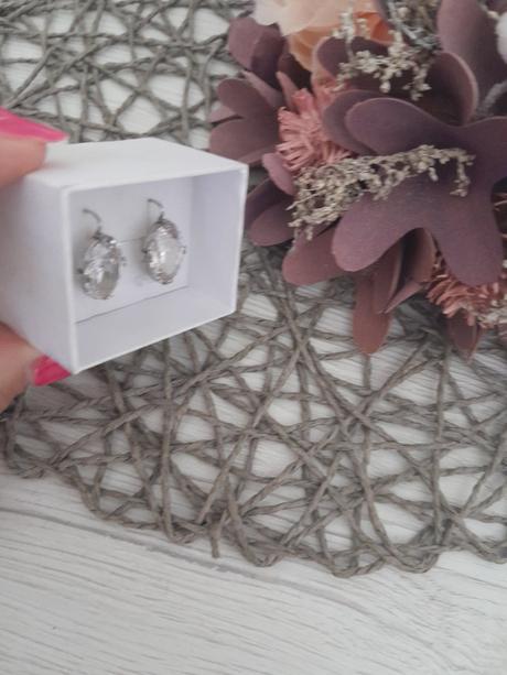 Strieborné náušnice, 