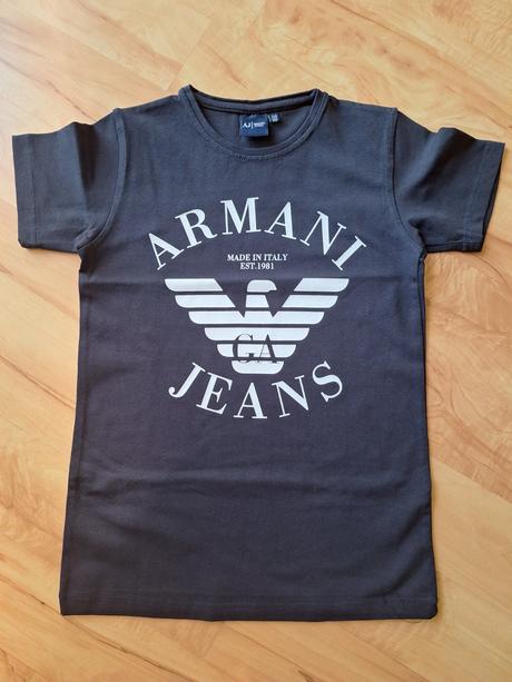 Nenosené tričko armani, 134