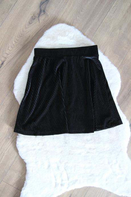 Čierna zamatová mini sukňa, xxs, xs