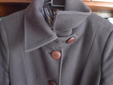 Krásny tmavohnedý kvalitný kabát na zimu veľ.38, 38