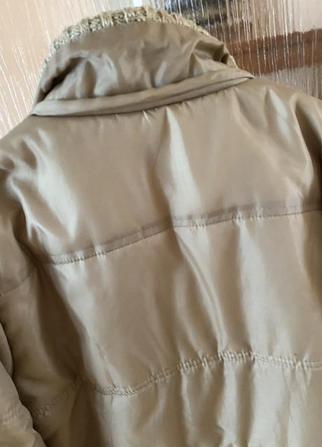 Prešívaná bunda v. 44/46, 44