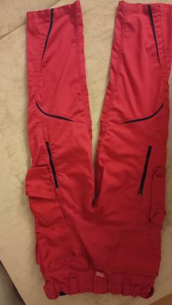 Kapsacove nohavice, 146