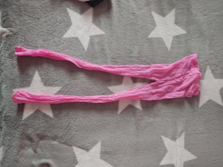 Ružové silonky, 146