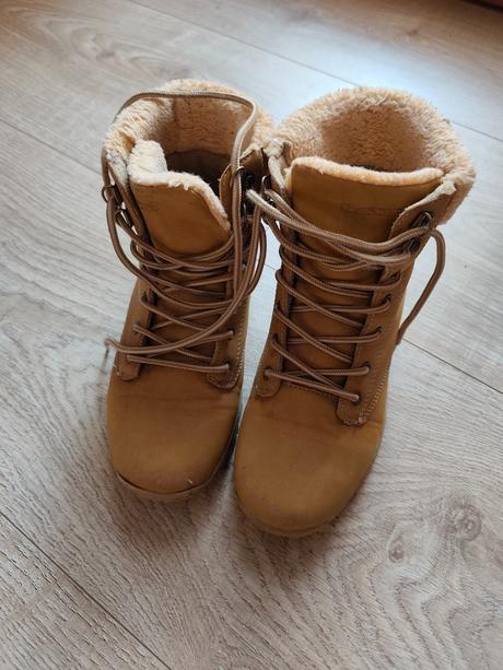 Členkové čižmy, 37