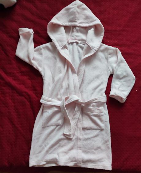 Dievčenský župan, 128