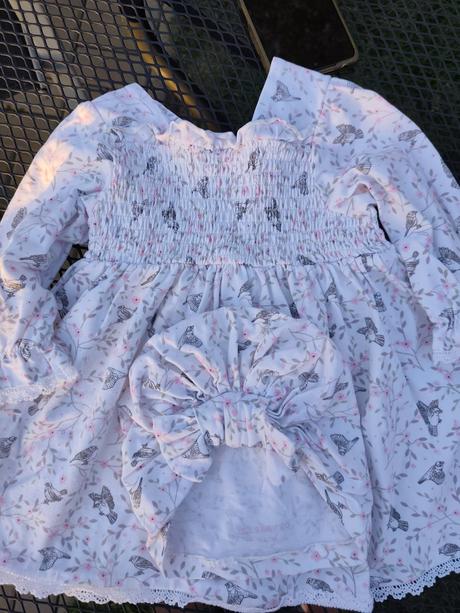 Šaty+čiapka s kvietkami a vtáčikmi reserved, reserved,80