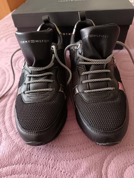 Tenisky th v. 40 dámske originál, tmavomodré, tommy hilfiger,40