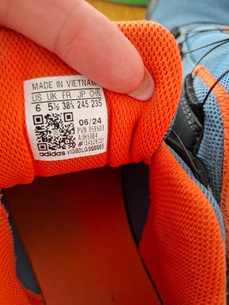 Botasky adas, adidas,38