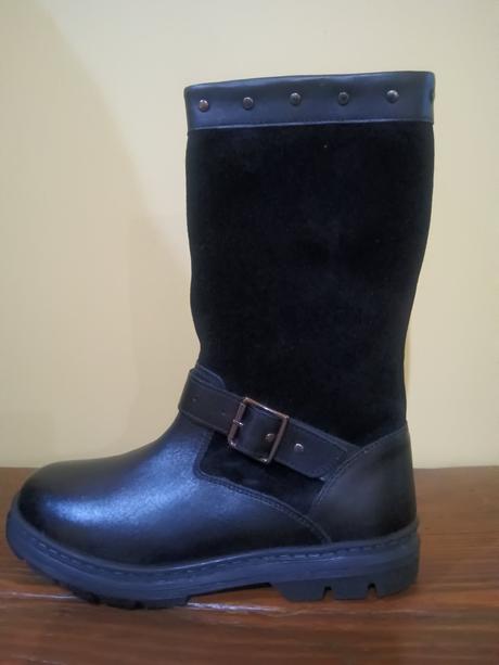 Nové kožené teplé čižmy baťa za polovicu, baťa,36 / 38