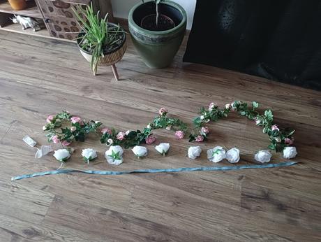 Dekoracia reťaz rúže, 