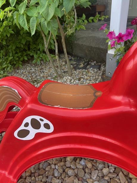 Plastový hojdací koník, 