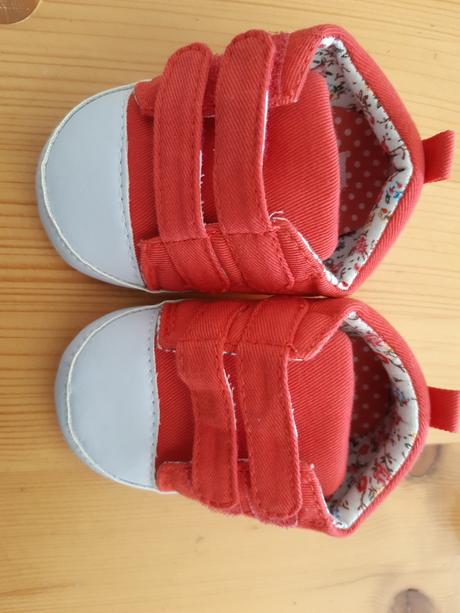 Cápačky, gmini,<17