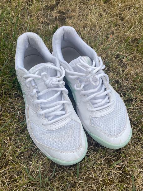 Tenisky halovky asics, asics,40