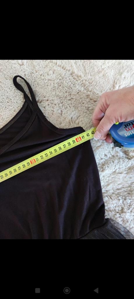 Dámske tylové šaty, 