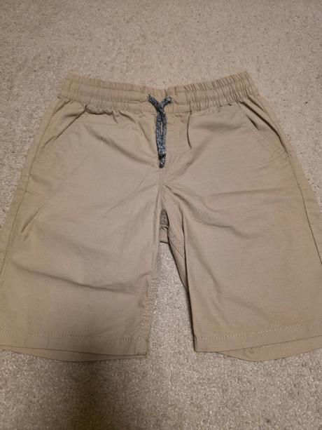 Šortky  8- 9 rokov, f&f,134