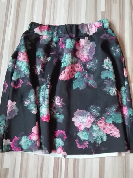 Dámska sukňa, gate,xs