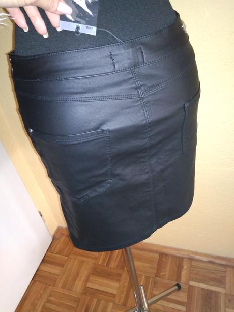 Sukňa, lipsy london,42