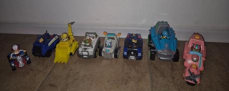 Labková patrola veža, vozidlá, postavičky,