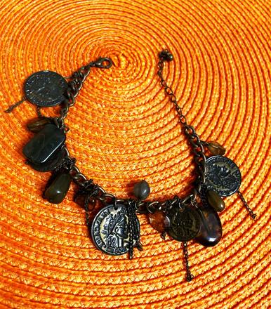 Starožitný náramok, 