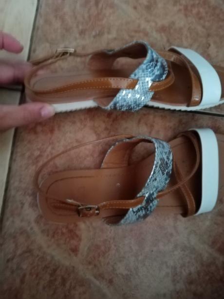 Dámske sandálky, 36