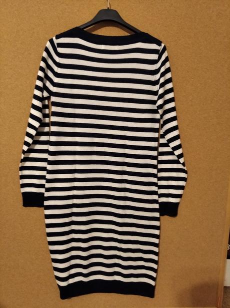 Krásne pásikavé, pleteninové šaty, m