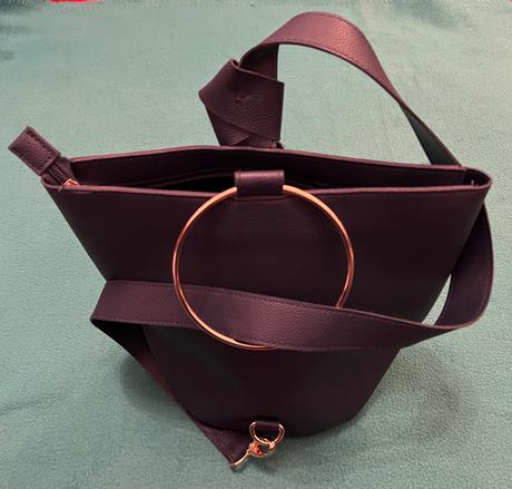 Netradicny ruksak novy, avon