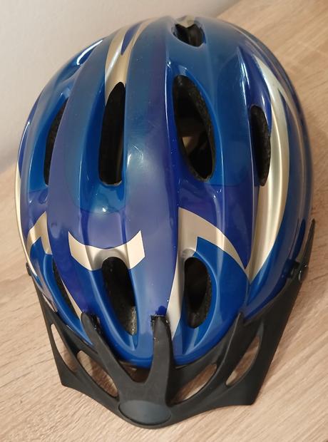 Prilba pre chlapca - už len modrá, 