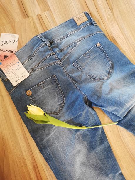 Lemmi rifle dievčenské, 158