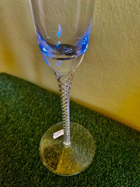 Krásny pohár na stopke,