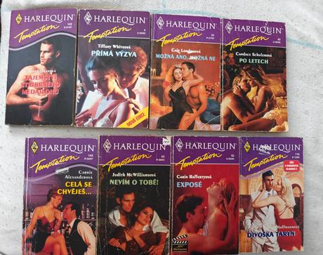 Knihy harlequin temptation 8ks,