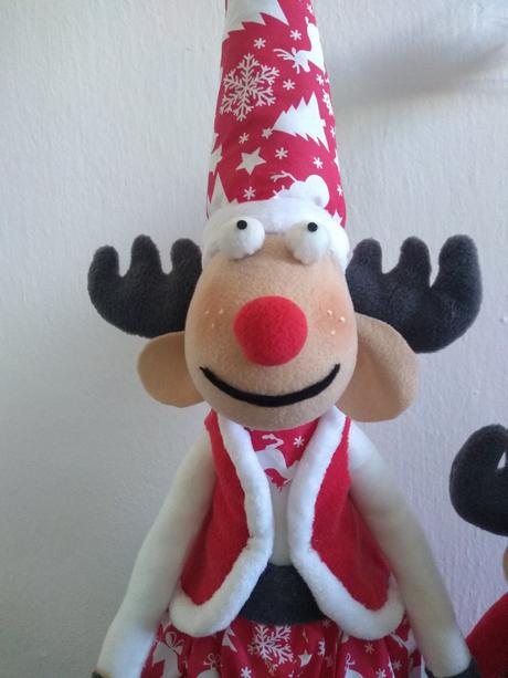 Párik vianočných sobov,