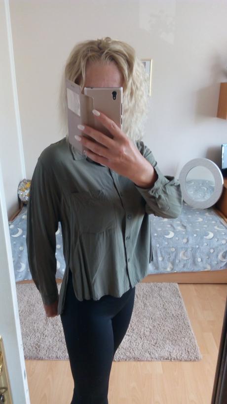 2x dámske blúzky, s