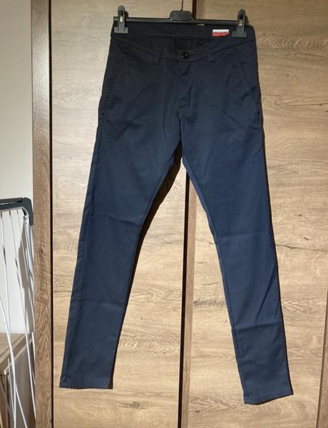 Tmavomodré nohavice od saka, l