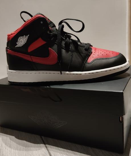Originálne tenisky jordan air 1mid ako nové, air jordan,39