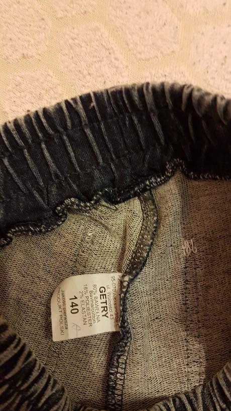 Dievčenské kraťasky veľkosť 140, 140