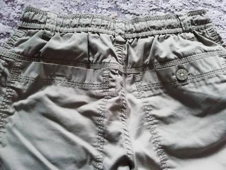 Prijemne bavlnene kratasy vo farbe navy, h&m,128